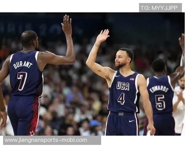 爱德华兹第三节火力全开9中7狂砍21分三节合计31分5篮板表现惊艳