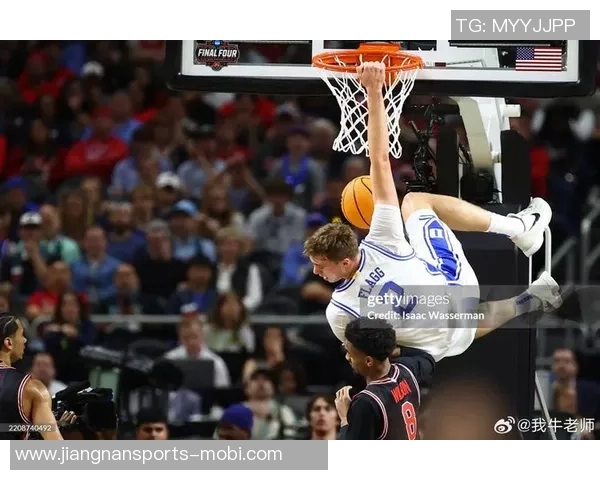 基德强调球队深度与竞争力首发替补实力相当氛围高涨 基德强调球队深度与竞争力首发替补实力相当氛围高涨