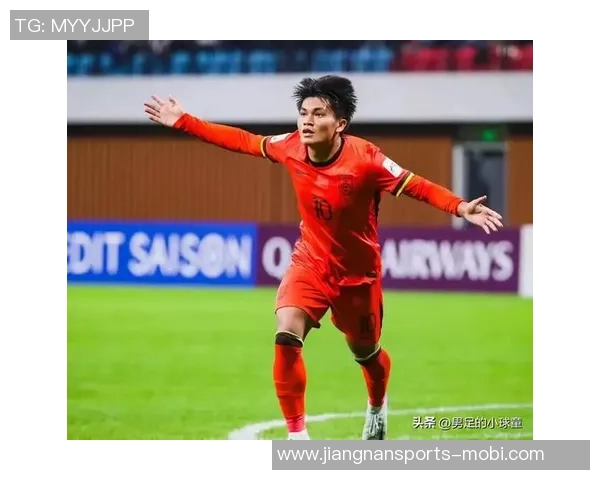 新国足平均年龄285岁年轻球员稀缺吕焯毅谢文能仅24岁引关注 新国足平均年龄285岁年轻球员稀缺吕焯毅谢文能仅24岁引关注