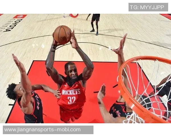 猛龙三分球命中率仅156却逆袭获胜展现团队韧性与拼搏精神 猛龙三分球命中率仅156却逆袭获胜展现团队韧性与拼搏精神